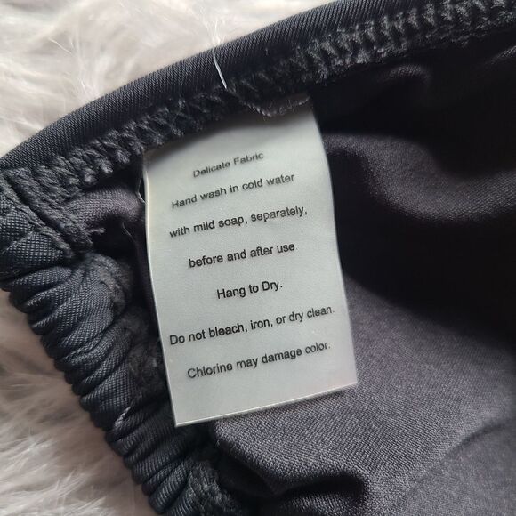 Black Adjustable String Tie Bikini - Picture 6 of 7